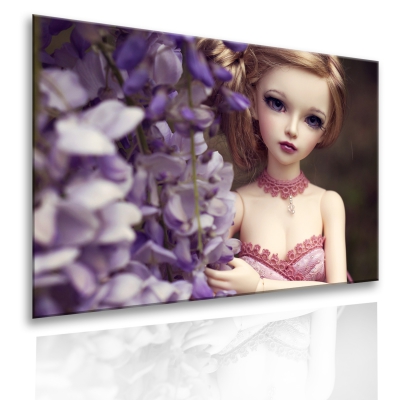 картинка Кукла с цветами от магазина модульных картин Приоритет