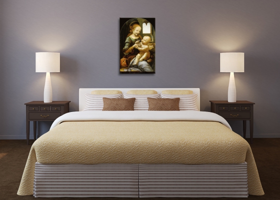 Фото репродукции картины художника Леонардо да Винчи "Мадонна с цветком"